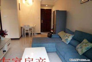 恒大绿洲精装修带飘窗 湖景房 家具家电全齐拎包入住 - 自贡28生活网 zg.28life.net
